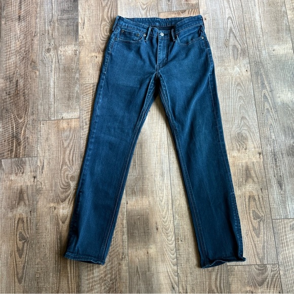 Levi's Blue Straight Cut Denim Jeans - Picture 7 of 7